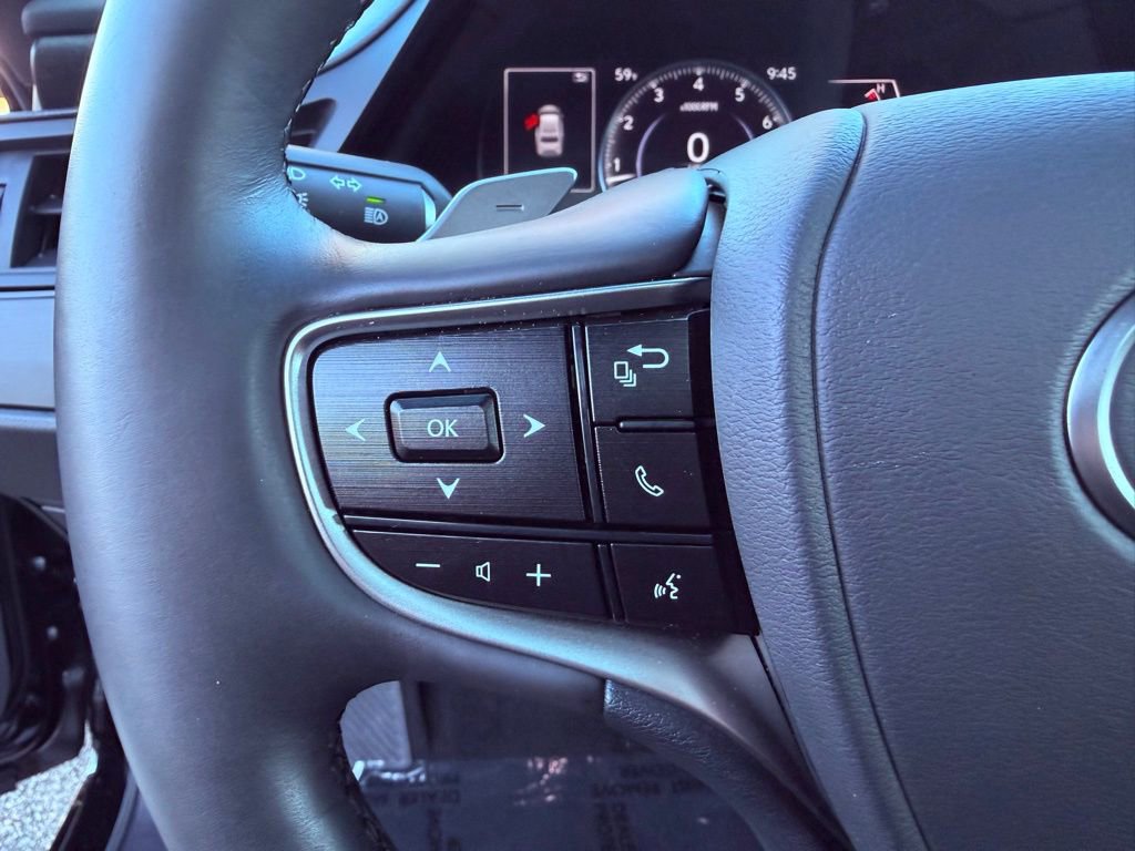 Certified 2024 Lexus ES 350 w/ Premium Package image 19