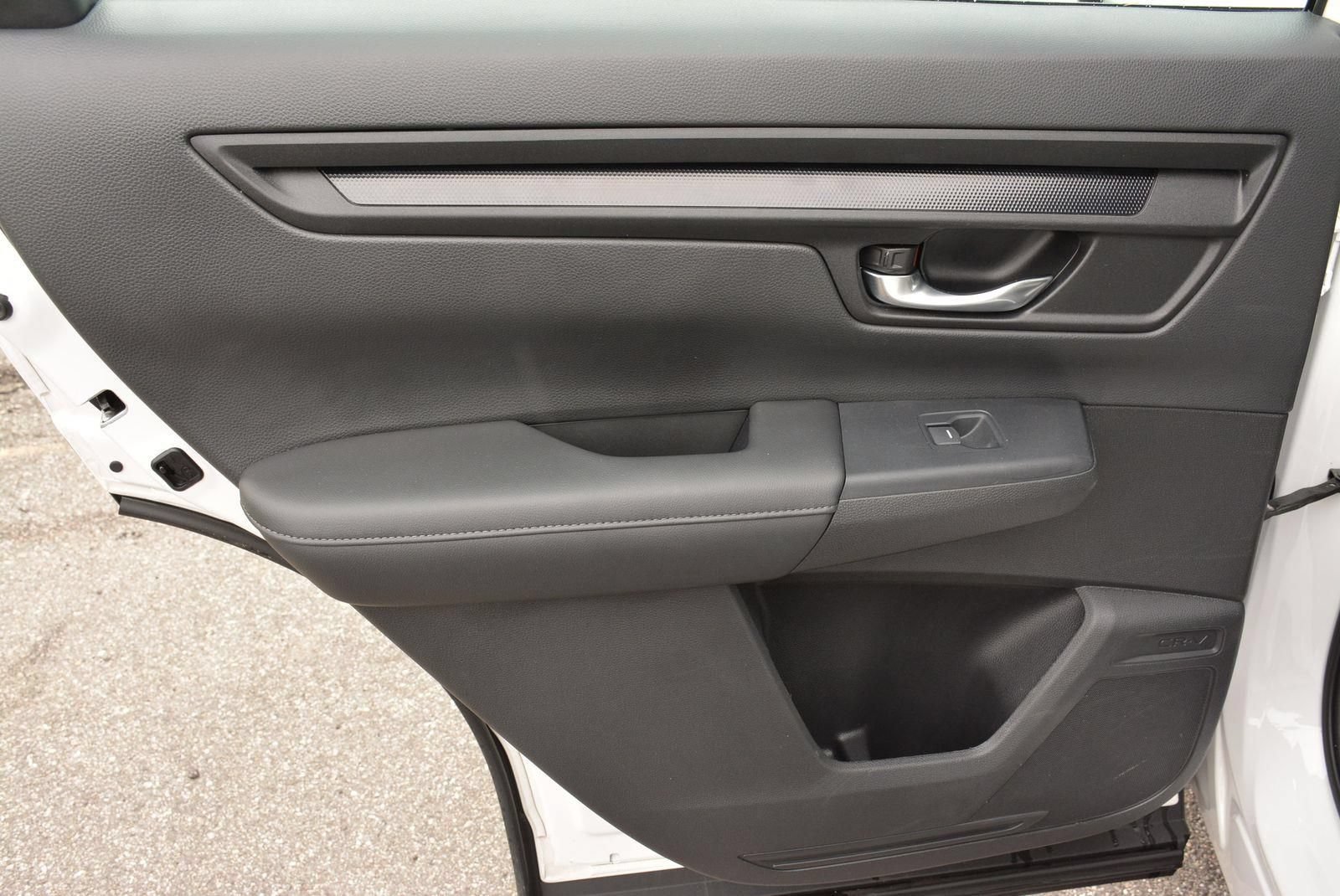 Used 2024 Honda CR-V LX image 14
