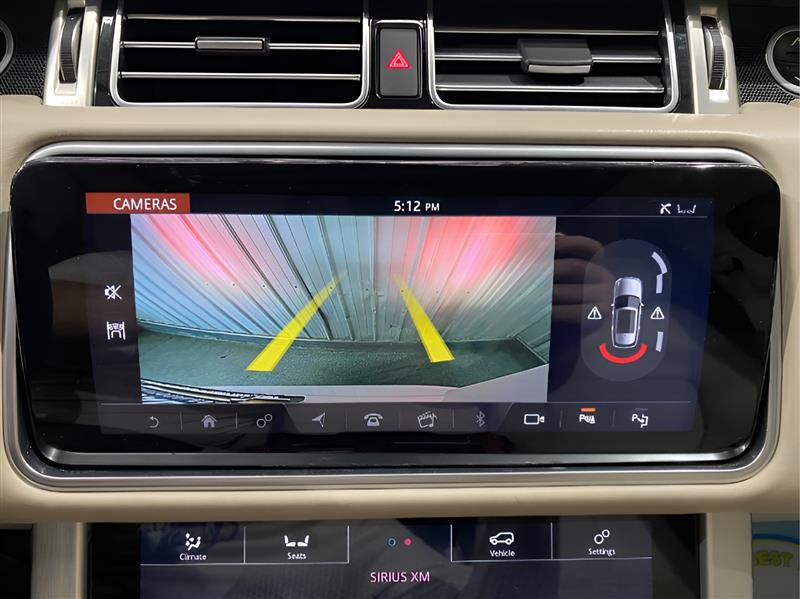 Used 2020 Land Rover Range Rover HSE image 17