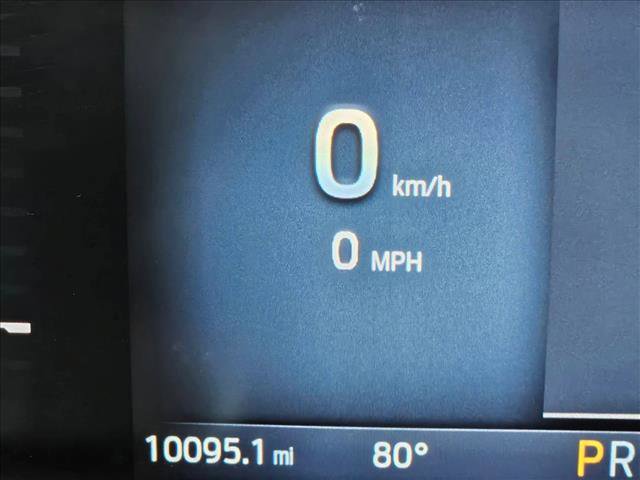 Used 2025 Ford Maverick XL w/ Equipment Group 102A AWD/4WD image 11
