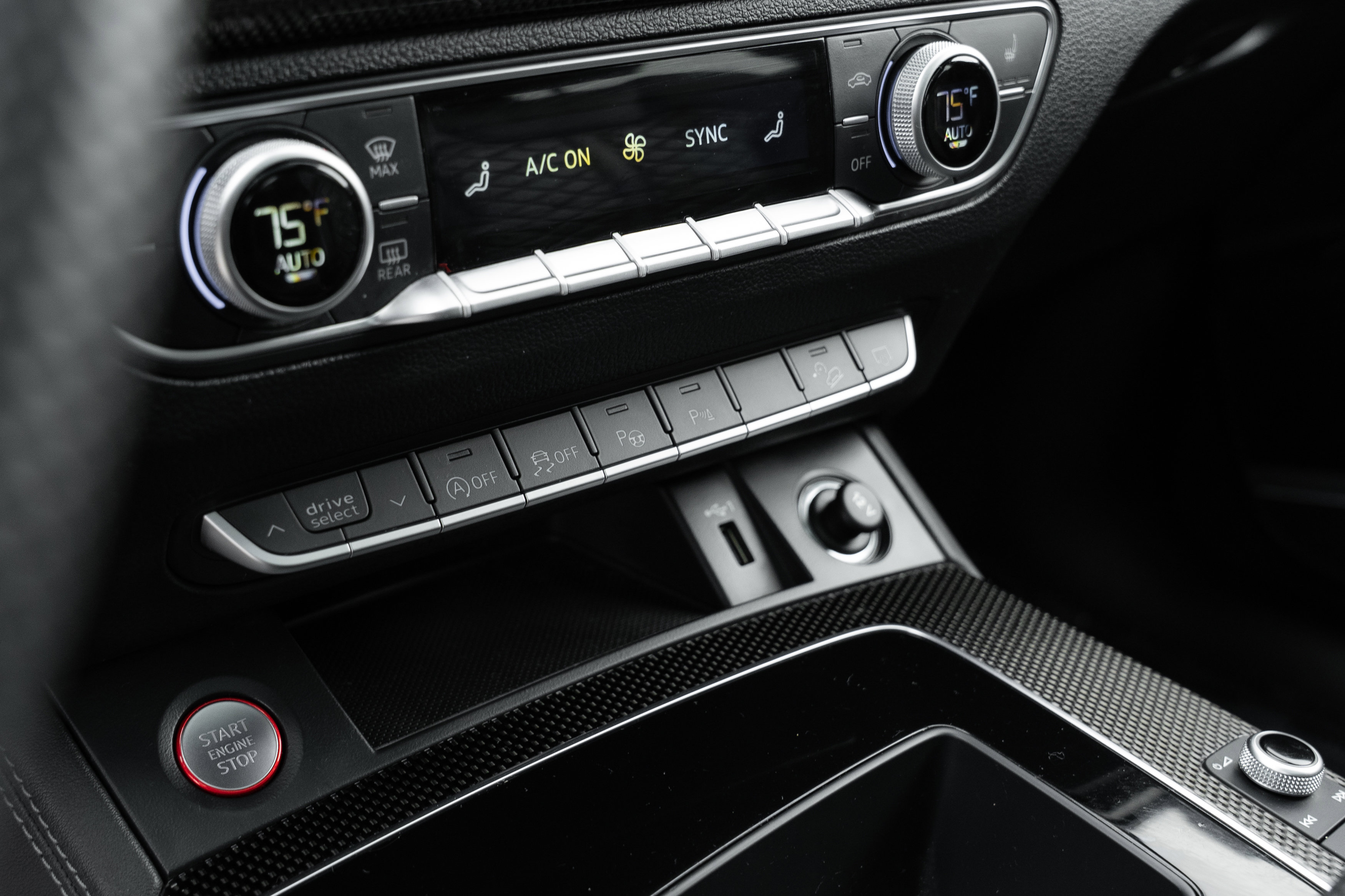 Certified 2023 Audi SQ5 Prestige image 16