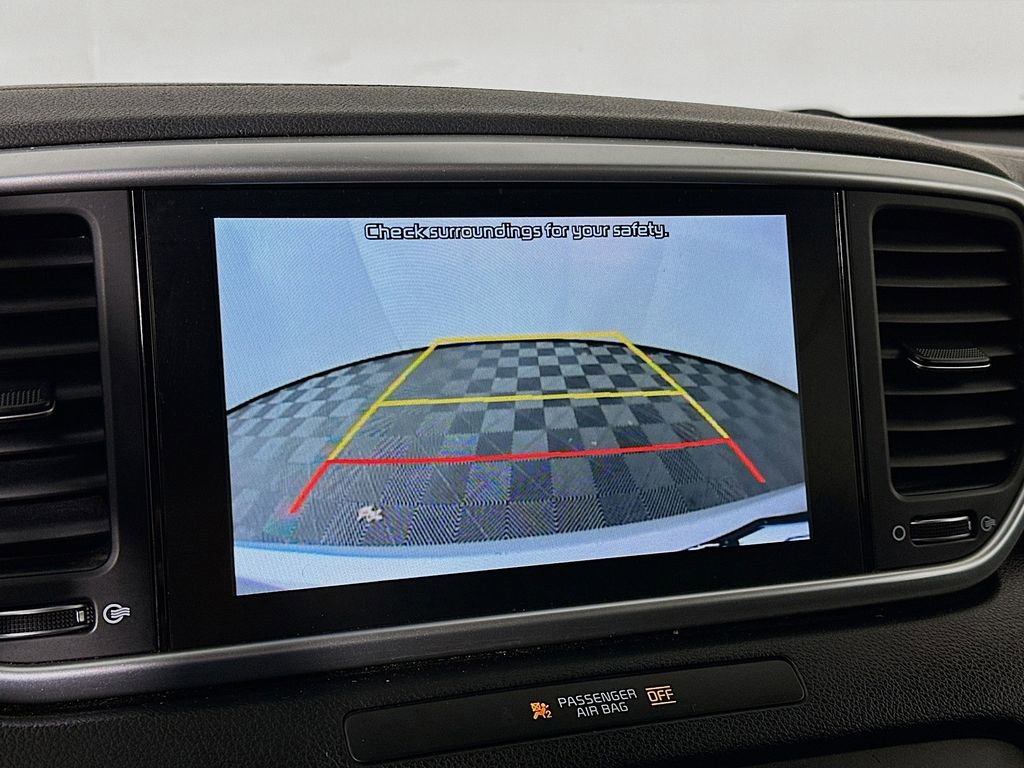 Used 2022 Kia Sportage LX image 18