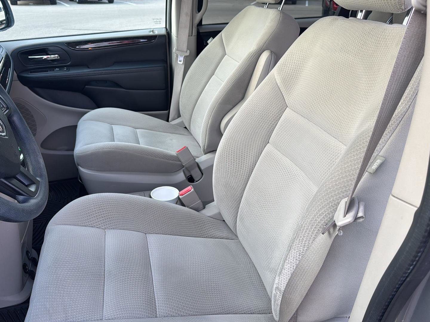 Used 2016 Dodge Grand Caravan SE w/ Quick Order Package 29E SE image 13