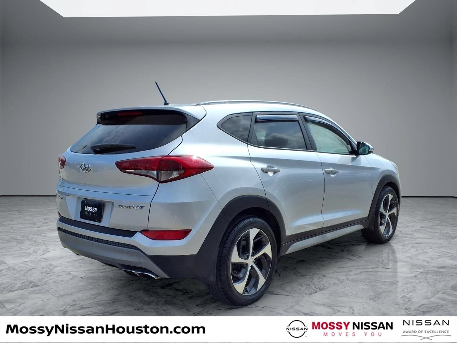 Used 2017 Hyundai Tucson Sport w/ Cargo Package FWD image 7