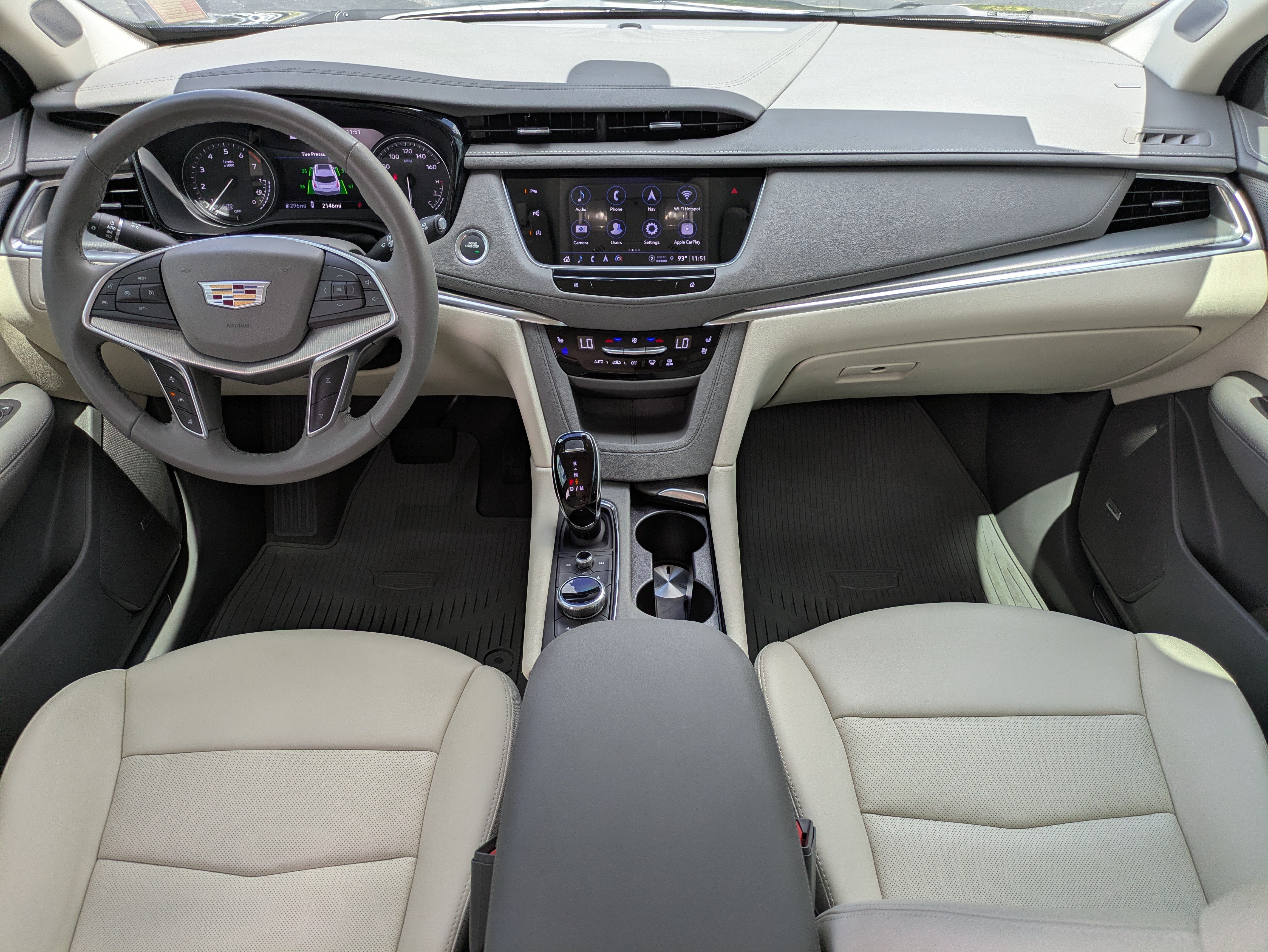 Used 2024 Cadillac XT5 Premium Luxury w/ Technology Package FWD image 13