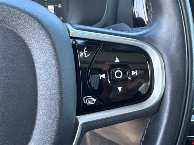 Used 2019 Volvo S60 T6 Momentum w/ Premium Package image 24