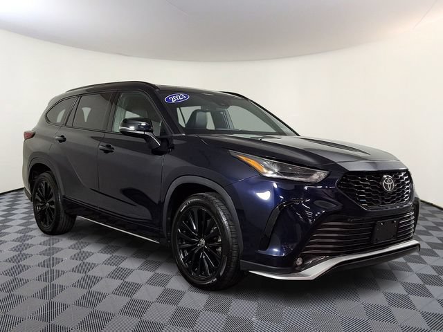 Used 2023 Toyota Highlander XSE