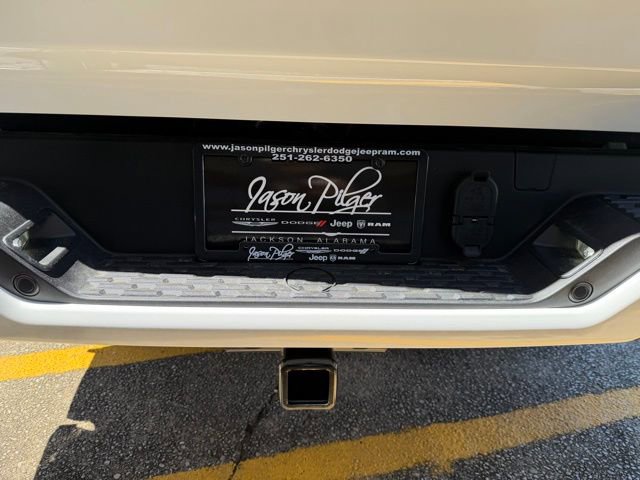 New 2026 RAM 1500 4x4 Crew Cab image 10