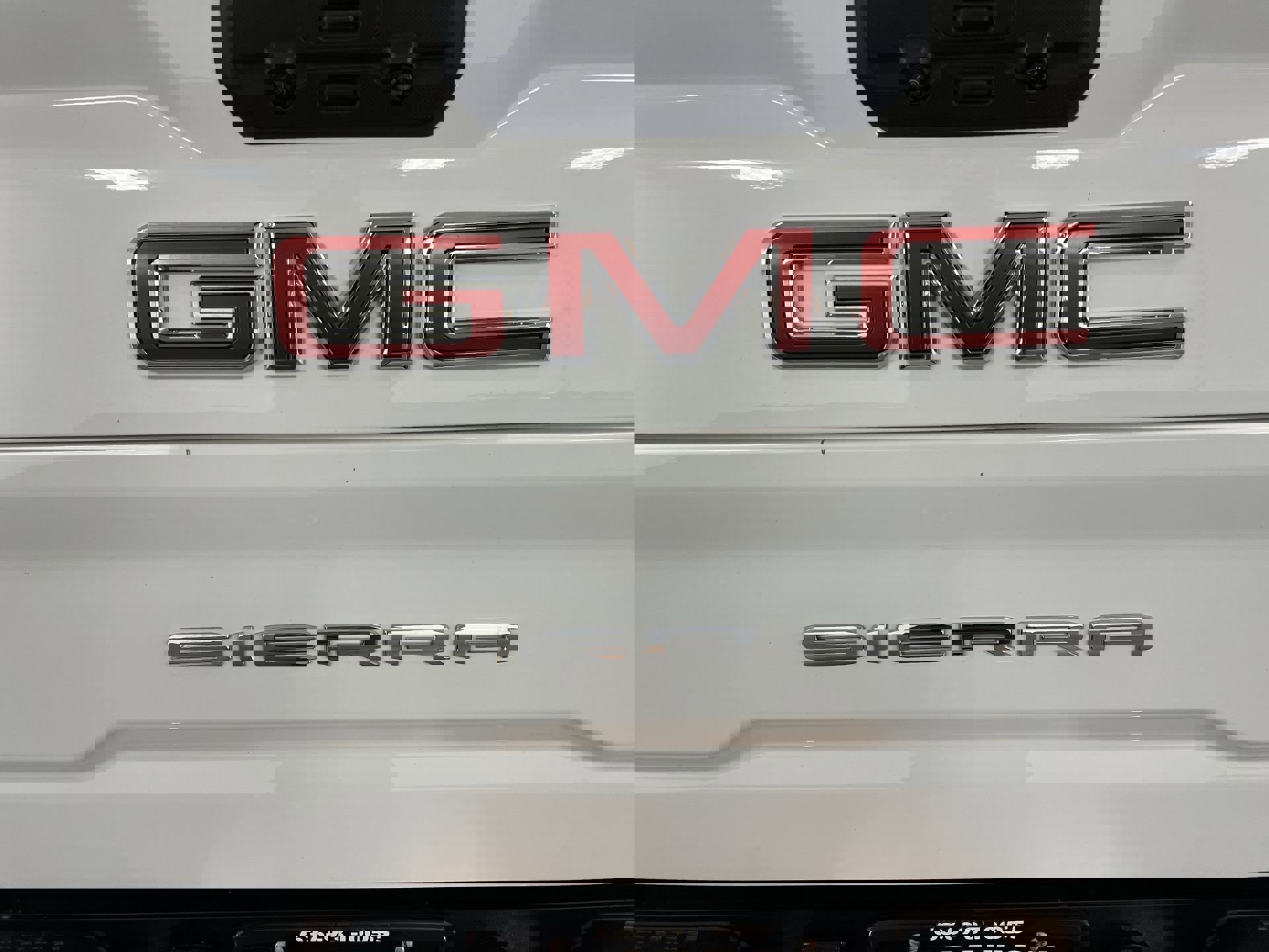 Certified 2024 GMC Sierra 2500 AT4 w/ AT4 Preferred Package image 99