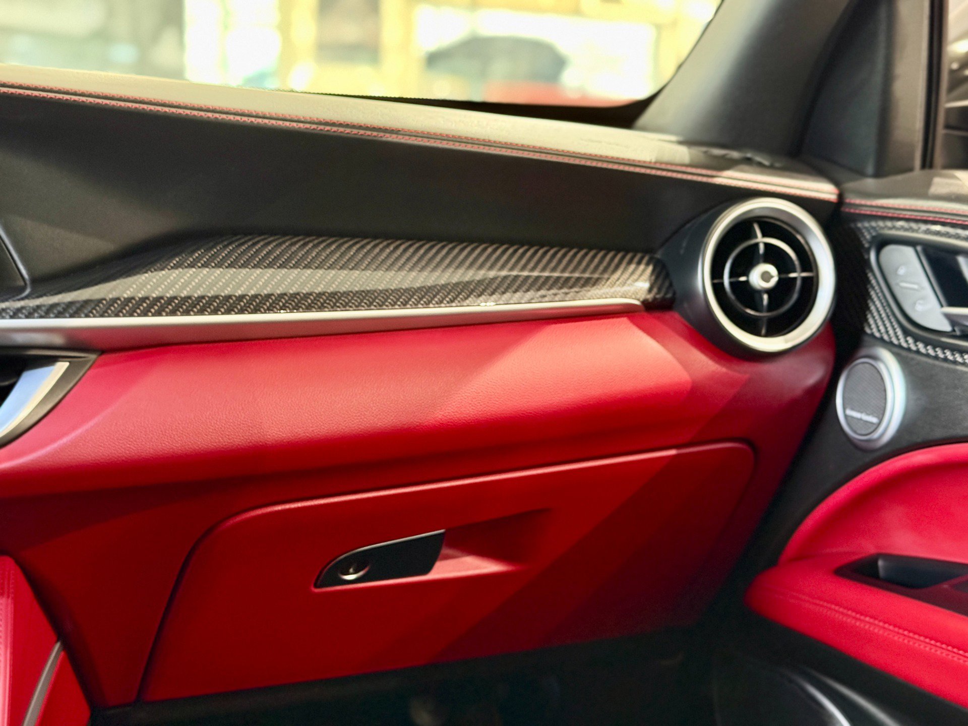 Used 2018 Alfa Romeo Stelvio Quadrifoglio w/ Driver Assist Dynamic Package AWD/4WD image 66