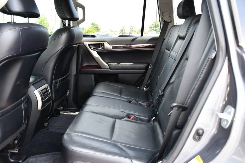 Used 2016 Lexus GX 460 w/ Premium Package AWD/4WD image 19