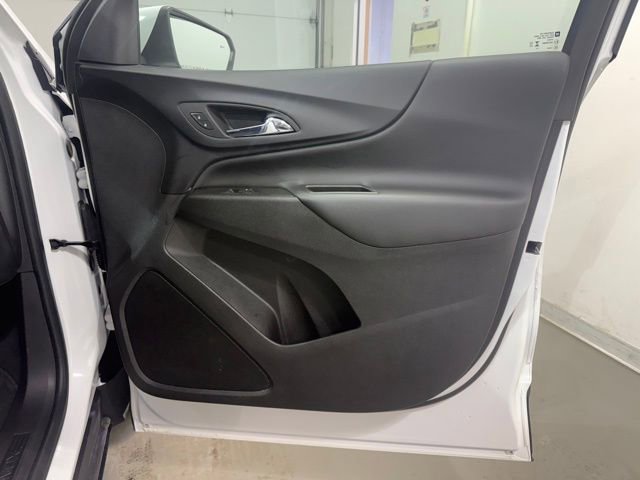 Certified 2024 Chevrolet Equinox LT FWD image 24
