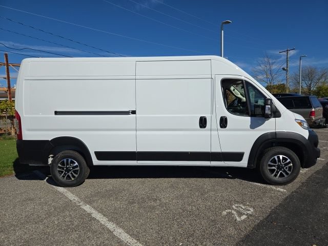 New 2026 RAM ProMaster 2500 w/ Quick Order Package 22G SLT FWD image 4