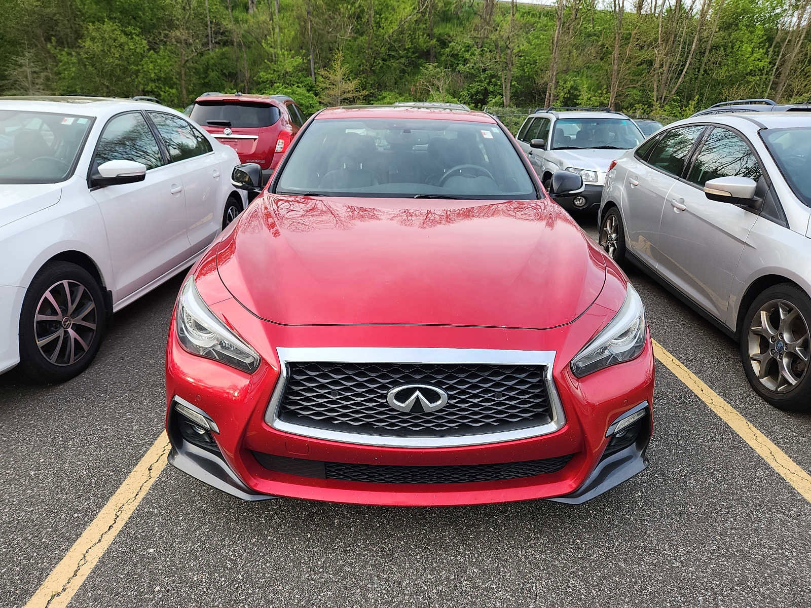 Used 2018 INFINITI Q50 Red Sport 400 w/ Sensory Package (Sport) AWD/4WD image 2