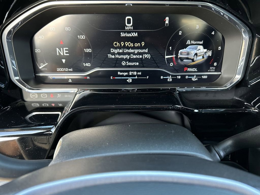 Used 2025 GMC Sierra 1500 Elevation image 11