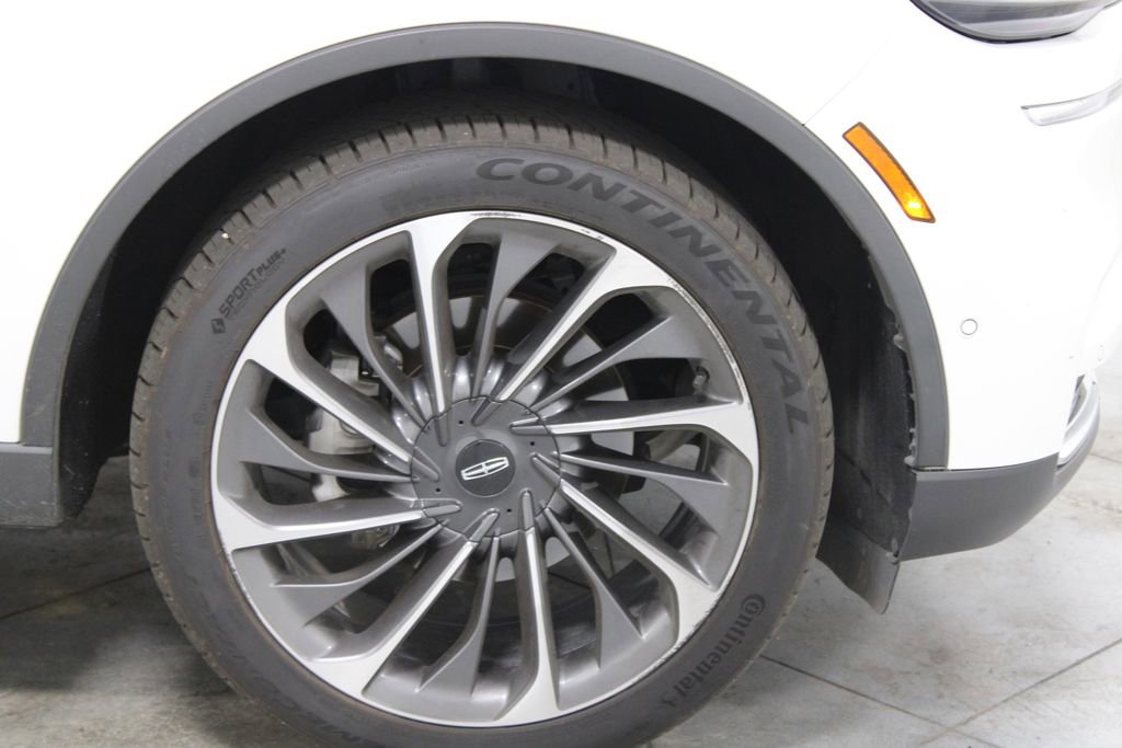 Used 2022 Lincoln Aviator Reserve w/ Equipment Group 201A AWD/4WD image 12