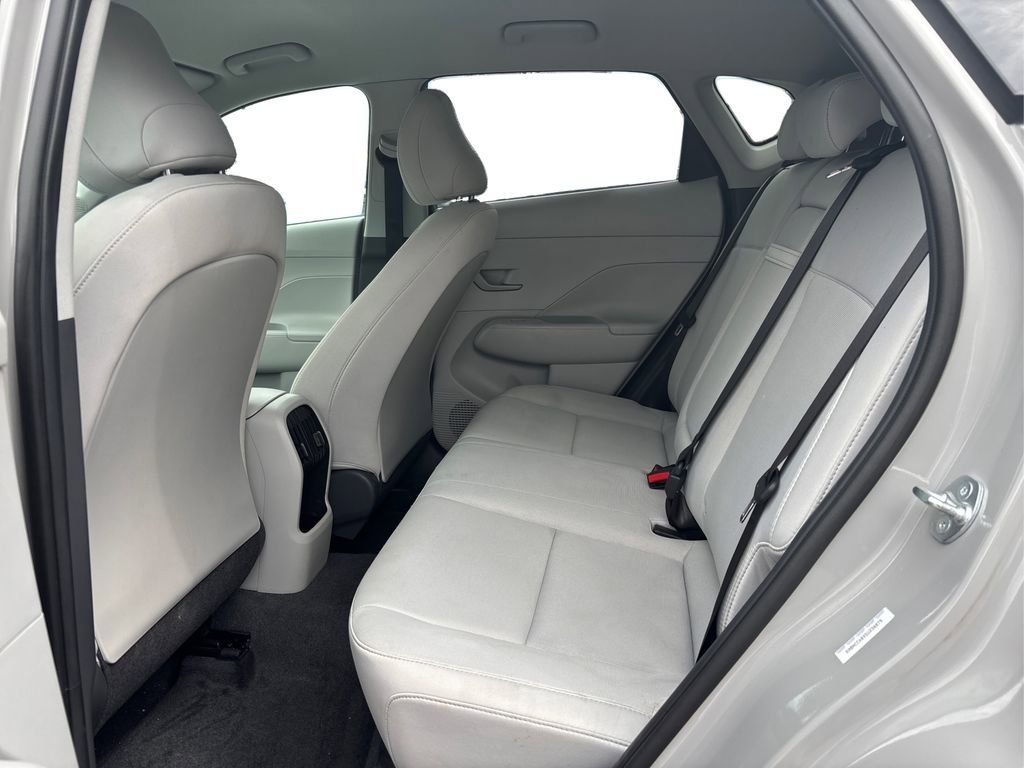 Certified 2025 Hyundai Kona SEL AWD/4WD image 10