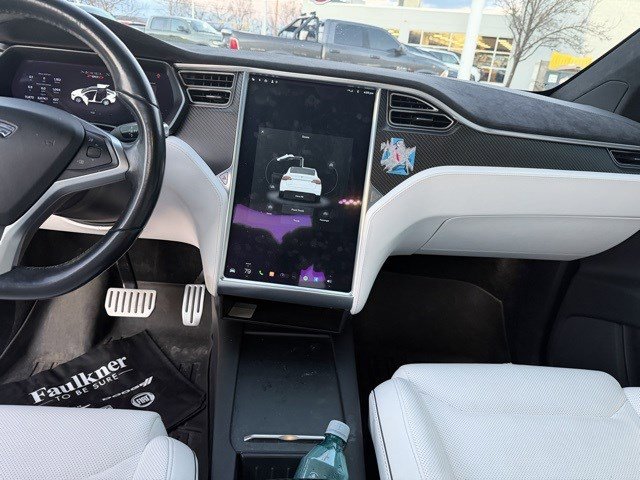 Used 2016 Tesla Model X P90D image 17