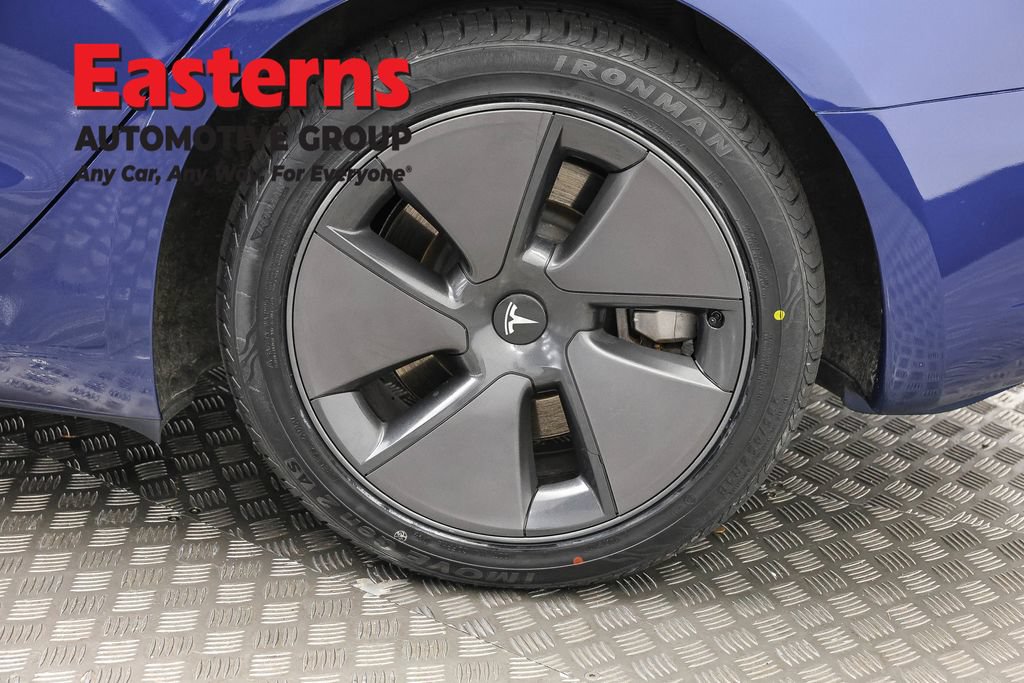 Used 2023 Tesla Model 3 Standard Range RWD image 29