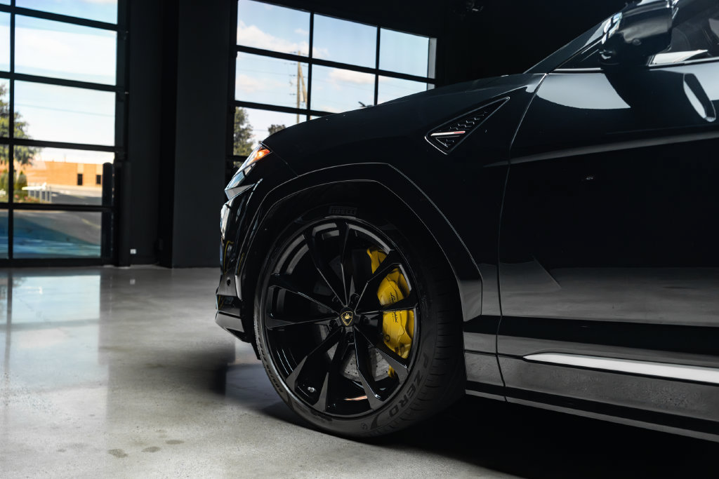 Used 2020 Lamborghini Urus AWD/4WD image 21