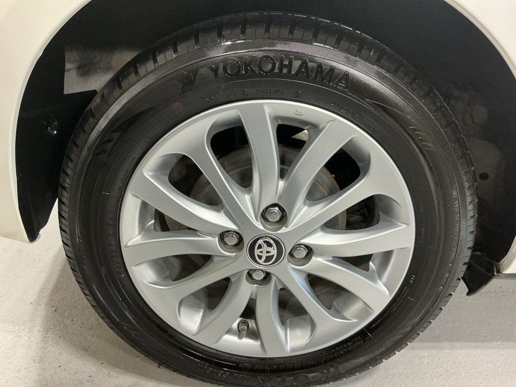Used 2018 Toyota Yaris LE FWD image 10