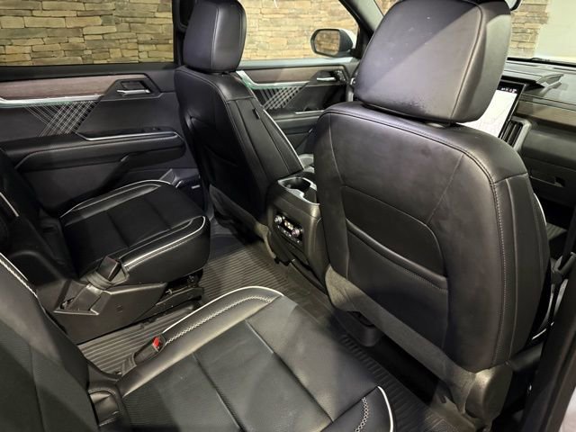 Used 2025 GMC Acadia Denali w/ Super Cruise Package image 34