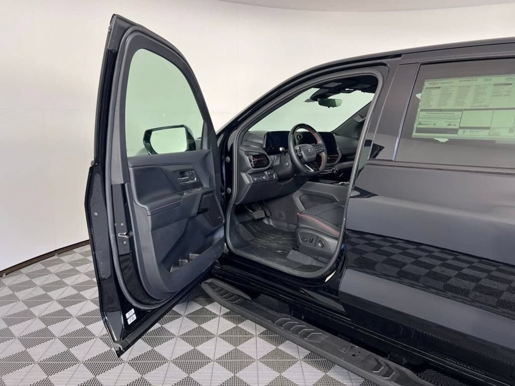 New 2024 Chevrolet Silverado EV RST AWD/4WD image 20