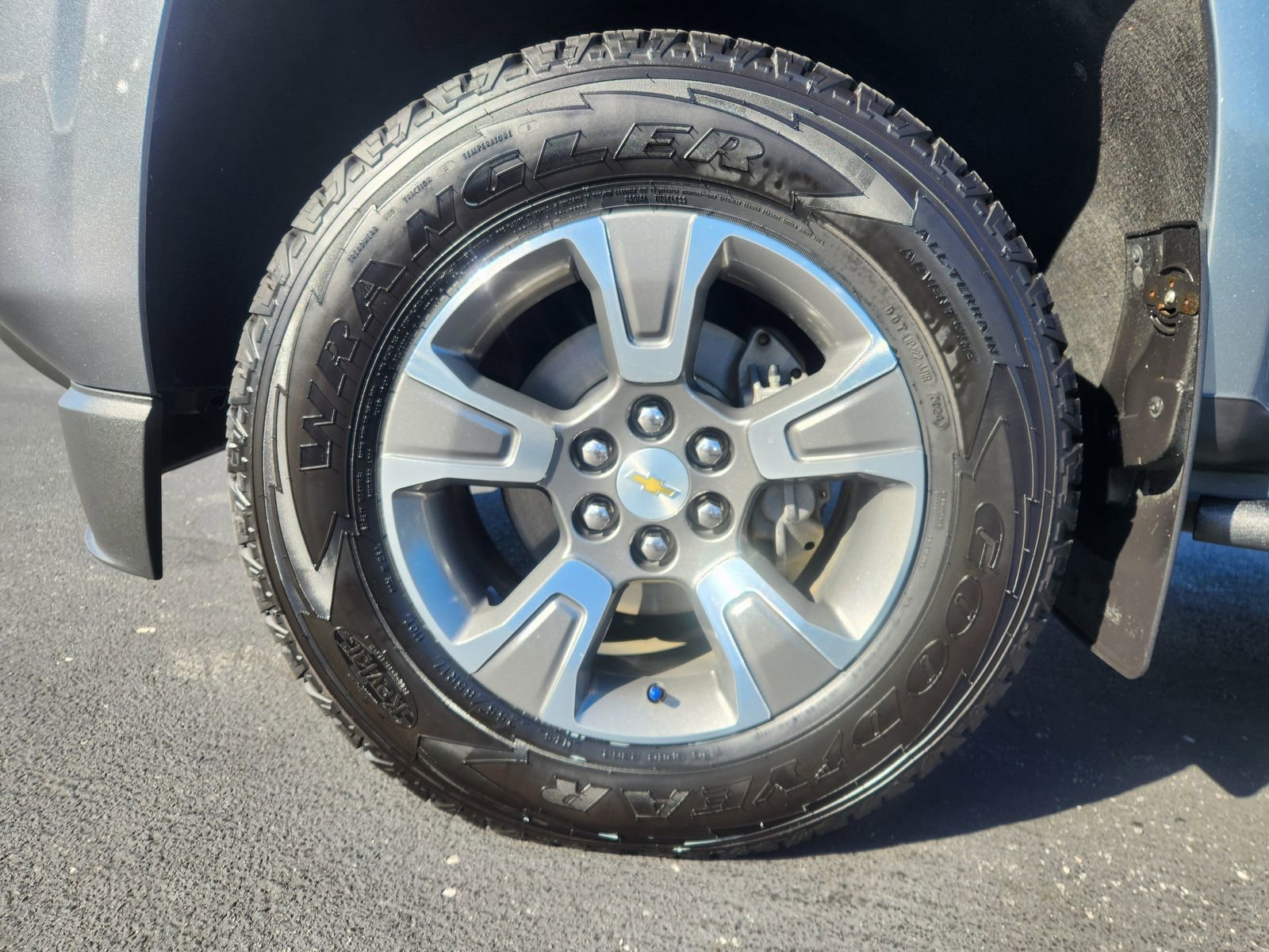 Used 2019 Chevrolet Colorado Z71 image 13