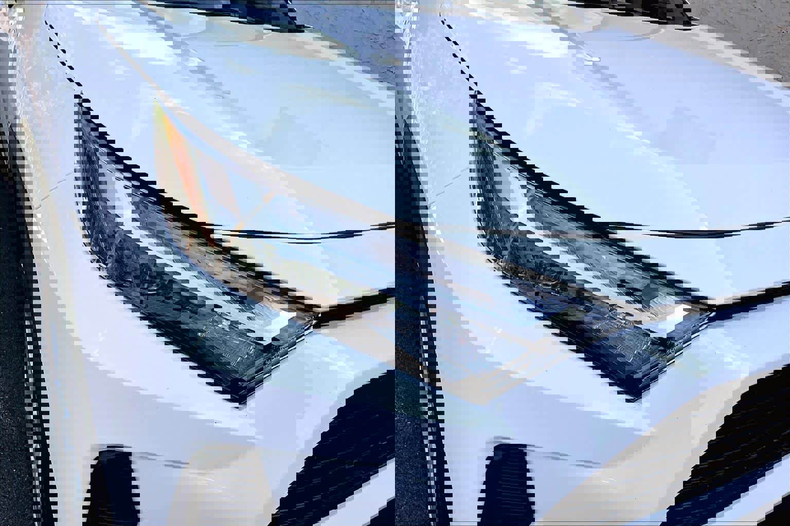 Used 2024 Toyota RAV4 LE FWD image 27