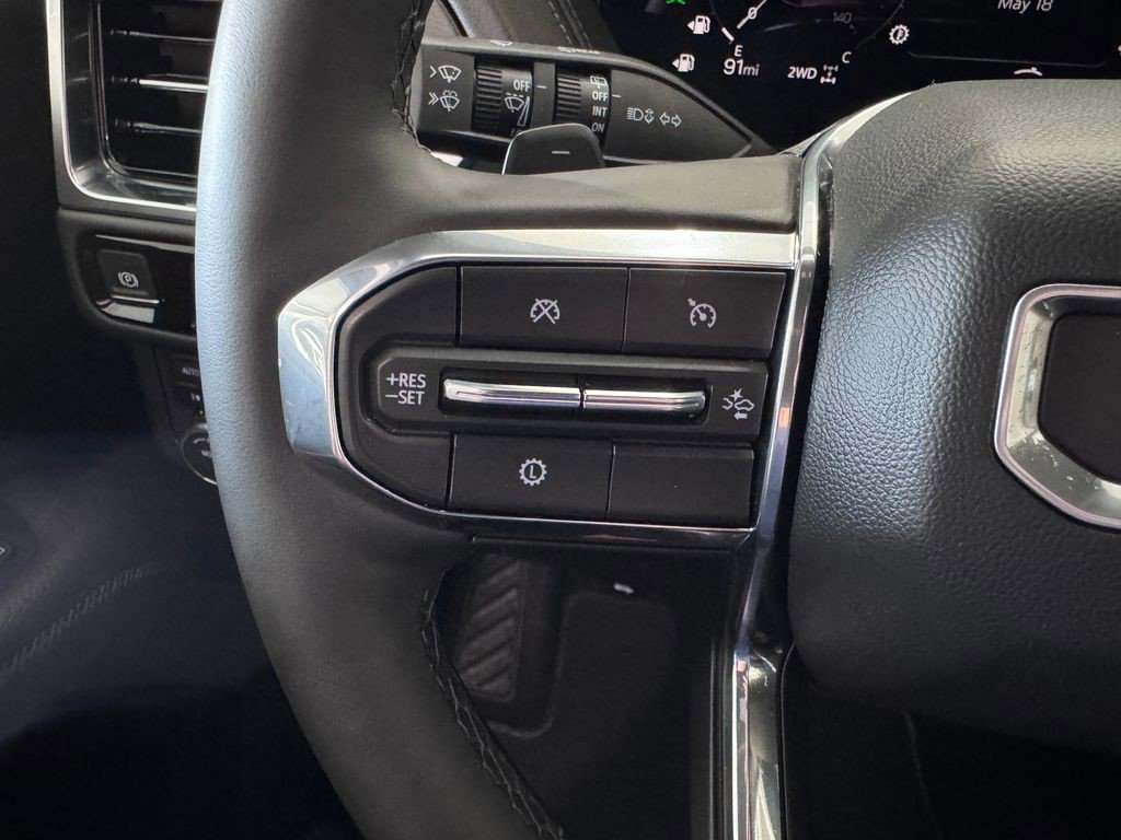 Certified 2025 GMC Yukon XL Denali AWD/4WD image 24