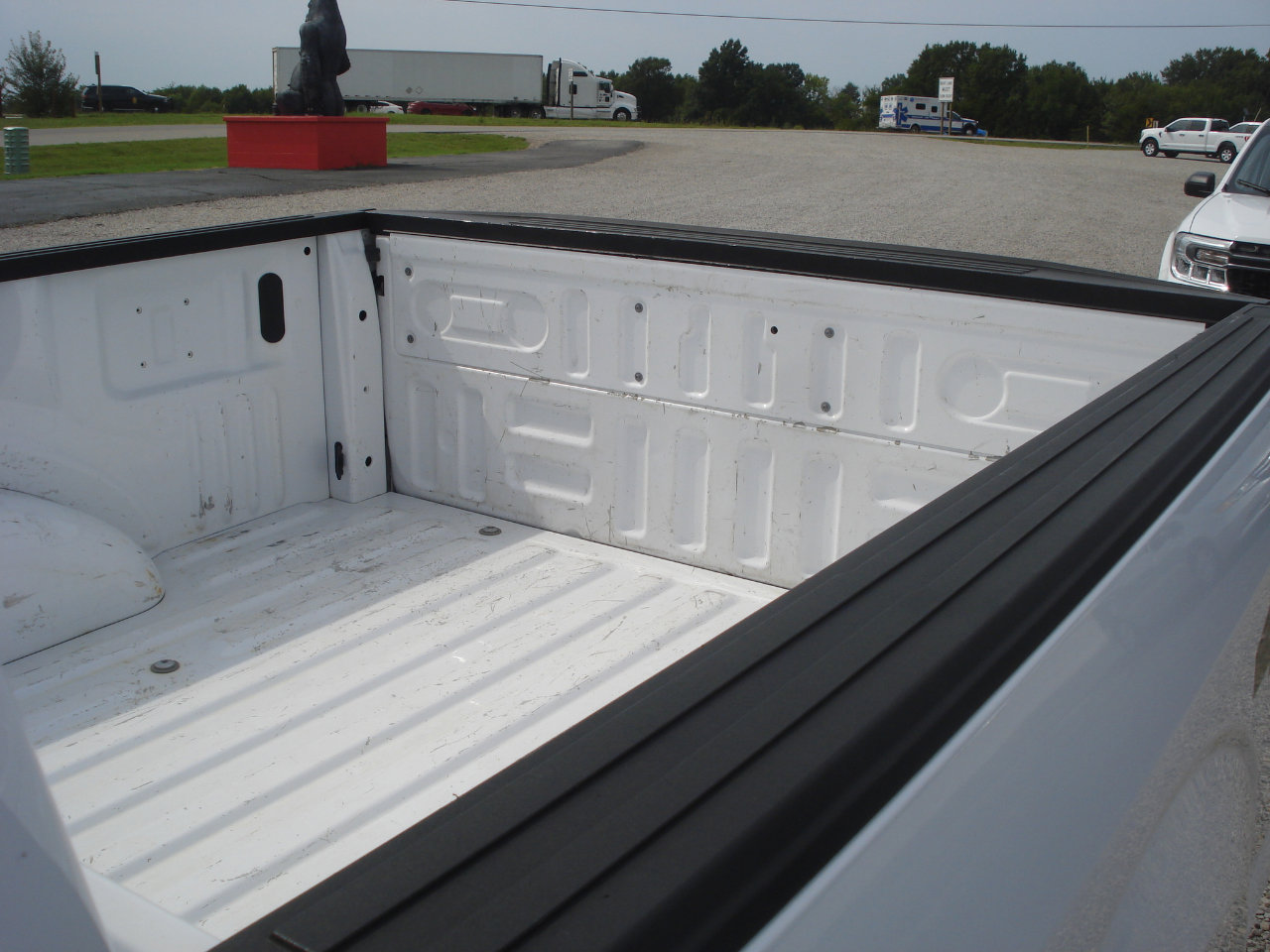 Used 2017 Ford F150 XL w/ Equipment Group 101A Mid image 16