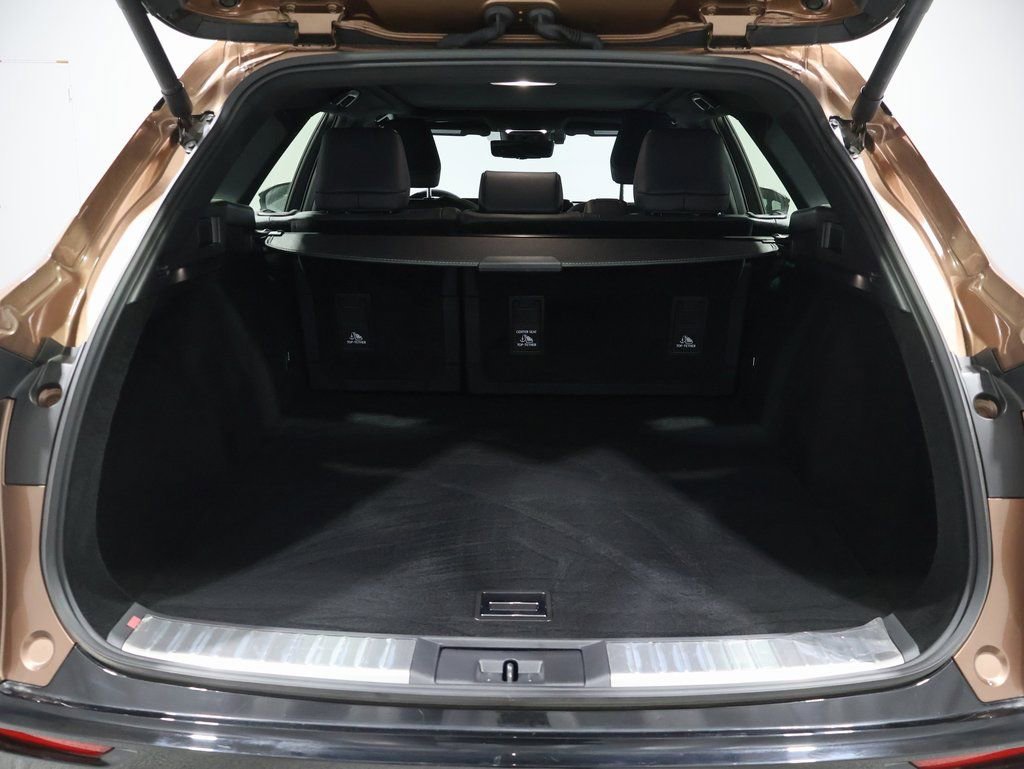 Used 2025 Toyota Crown Signia image 18