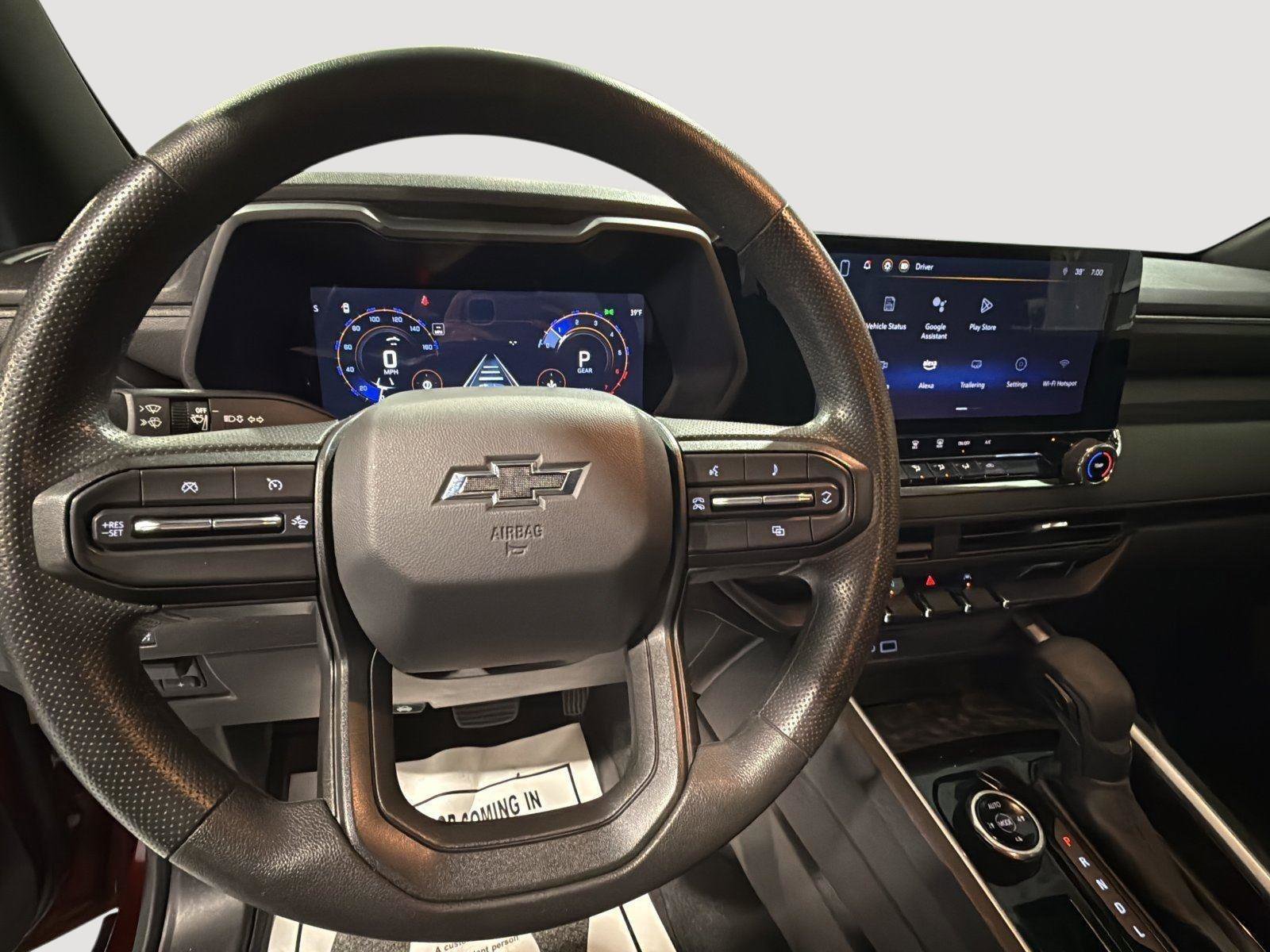 Used 2024 Chevrolet Colorado Trail Boss w/ Technology Package image 12