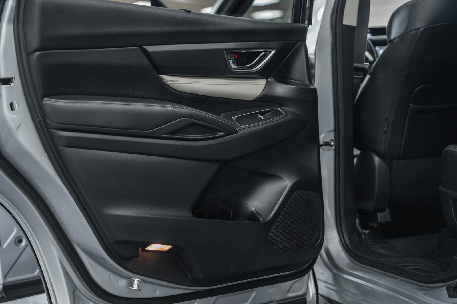 Used 2021 Subaru Ascent Limited AWD/4WD image 43