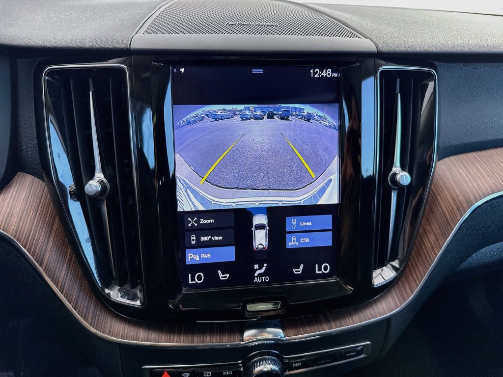 Used 2021 Volvo XC60 T5 Momentum w/ Protection Package Premier FWD image 15