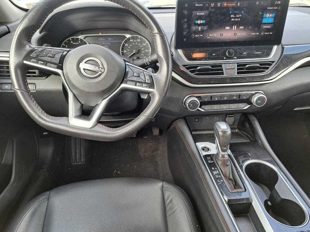 Used 2024 Nissan Altima 2.5 SR w/ SR Premium Package image 19