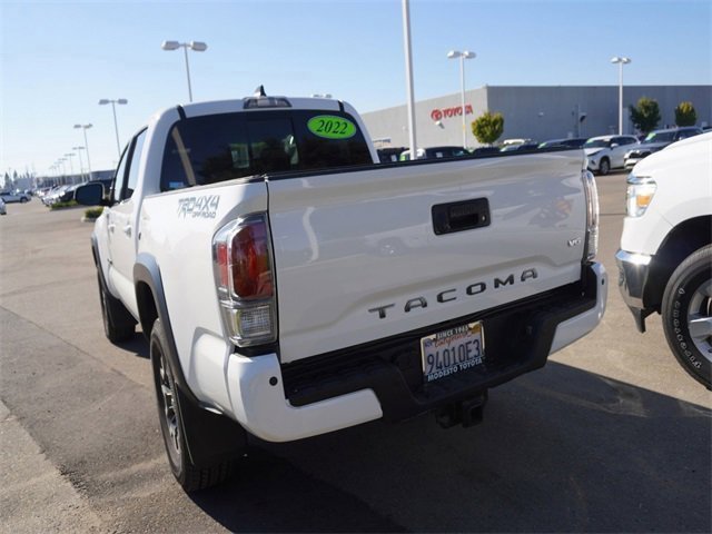 Used 2022 Toyota Tacoma TRD Off-Road image 9