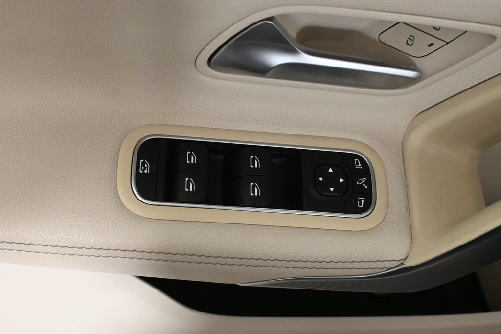 Certified 2022 Mercedes-Benz CLA 250 4MATIC image 26