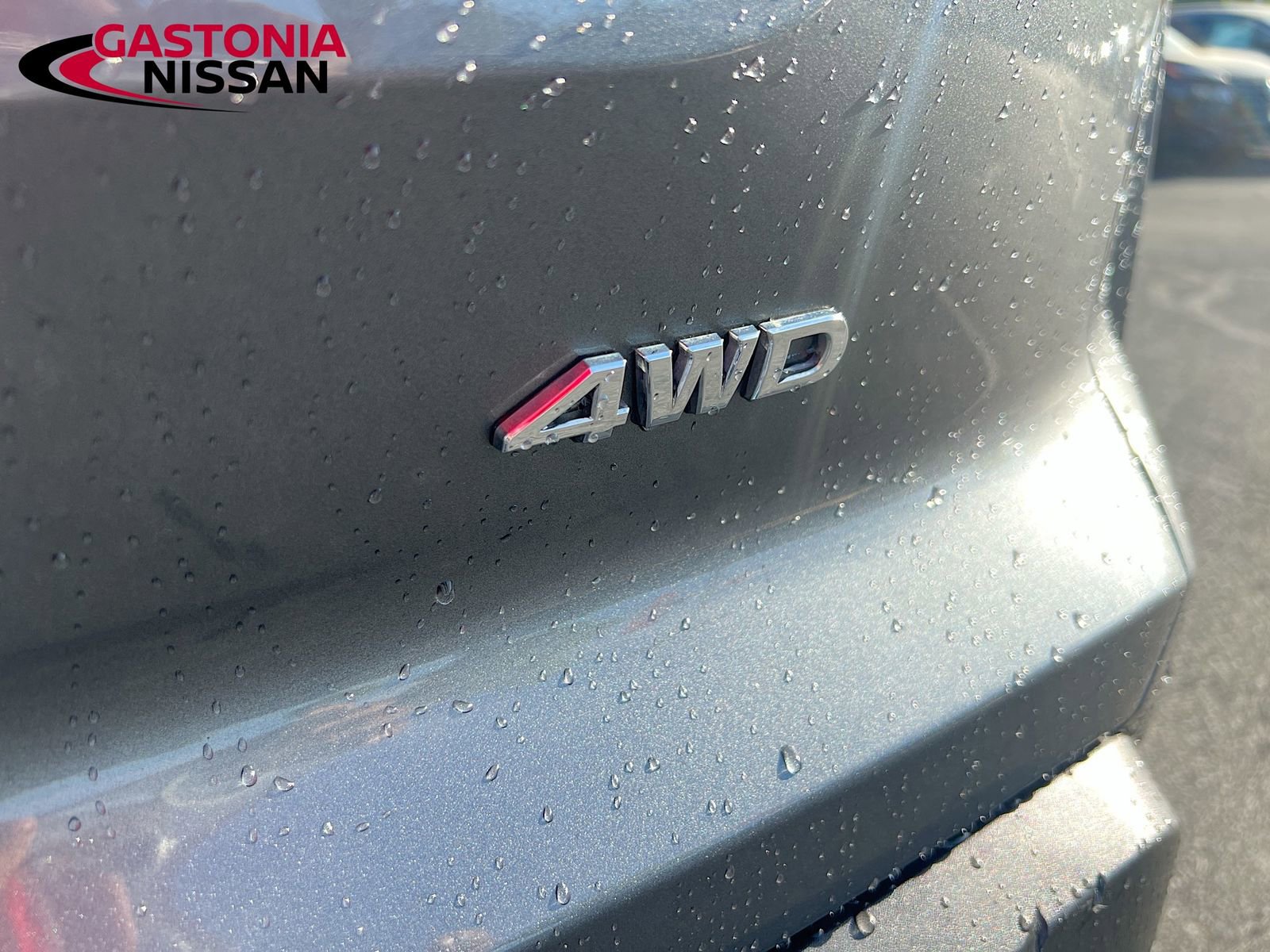 Used 2024 Nissan Pathfinder S image 42