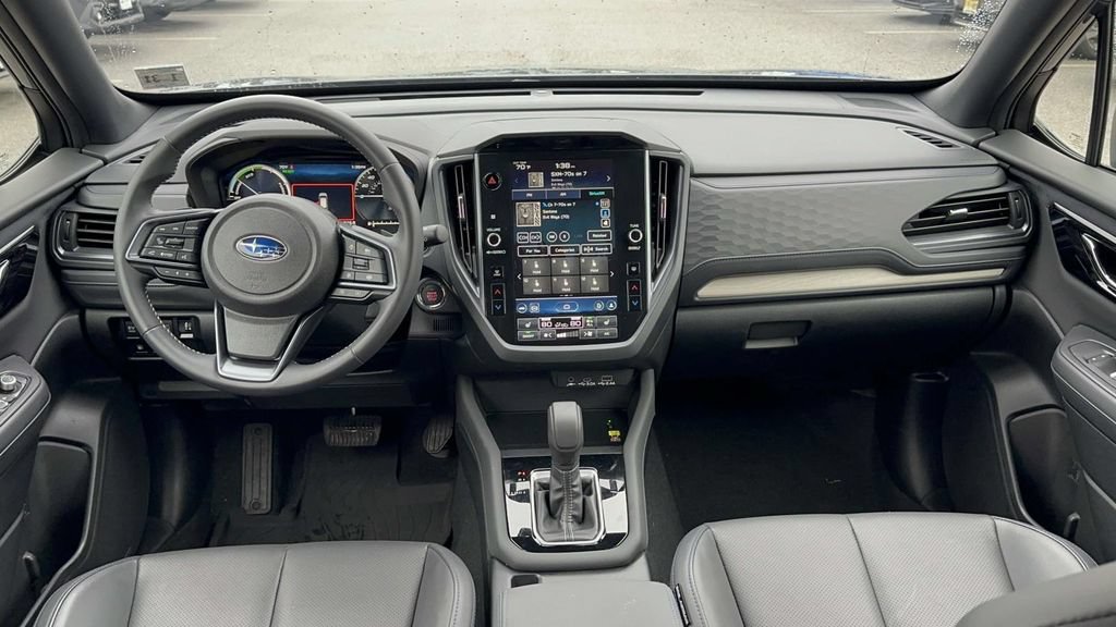 Certified 2025 Subaru Forester Limited w/ Popular Package AWD/4WD image 11
