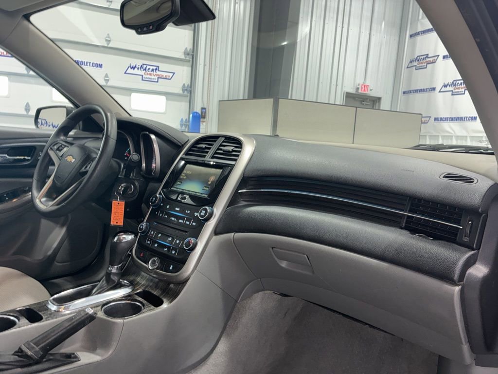 Used 2014 Chevrolet Malibu LT w/ Power Convenience Package image 35
