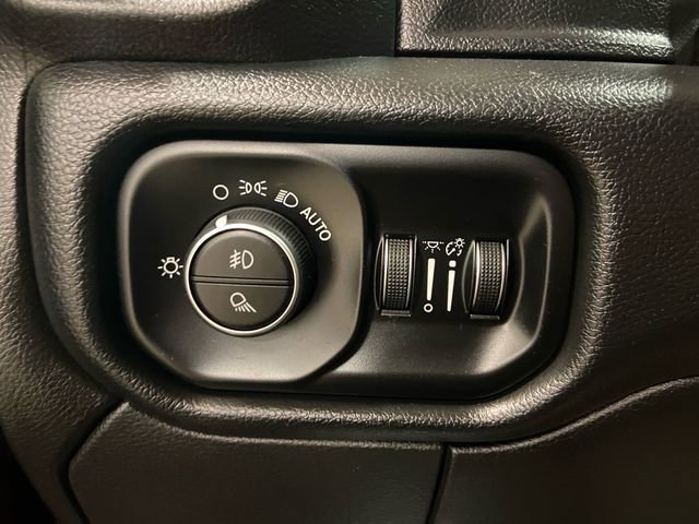 Used 2019 RAM 2500 Big Horn image 23