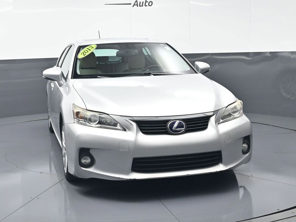 Used 2013 Lexus CT 200h w/ Premium Pkg w/Navigation FWD image 3