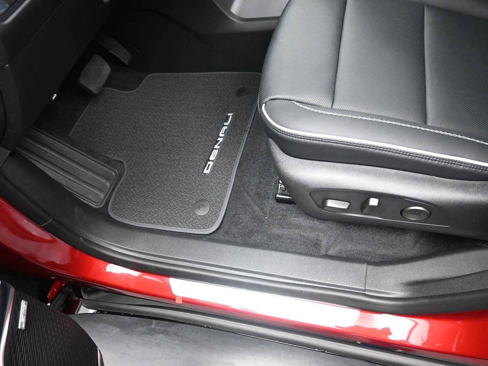 New 2026 GMC Acadia Denali image 26