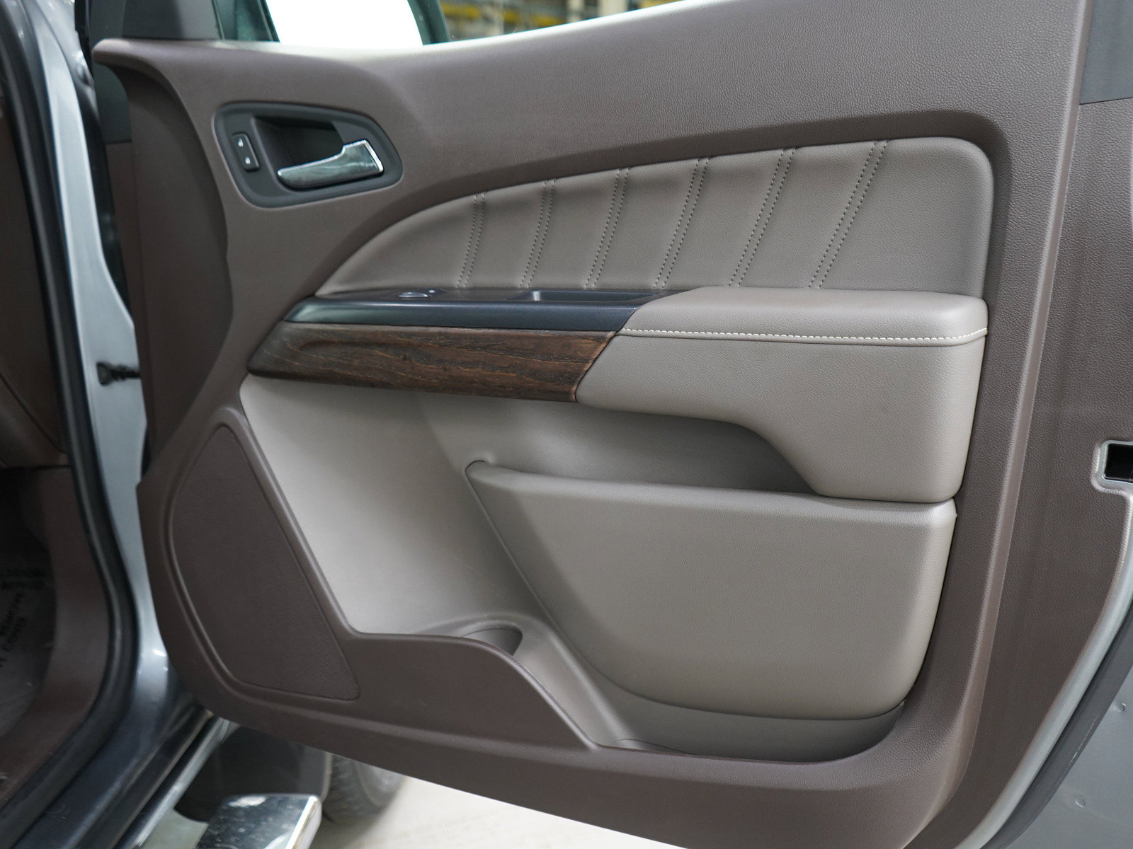 Used 2021 GMC Canyon Denali AWD/4WD image 9