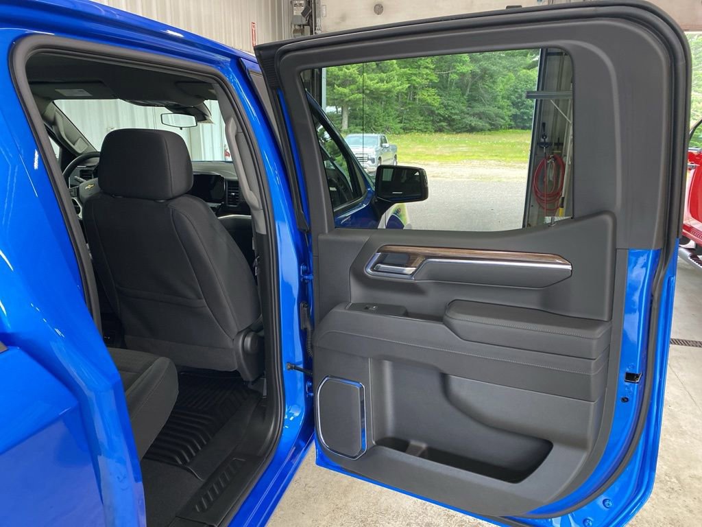 New 2025 Chevrolet Silverado 1500 LT image 21