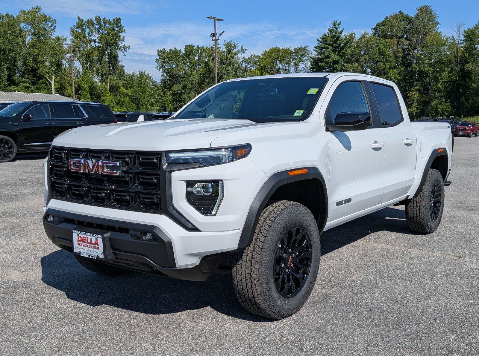 New 2026 GMC Canyon Elevation w/ Convenience Package AWD/4WD image 3