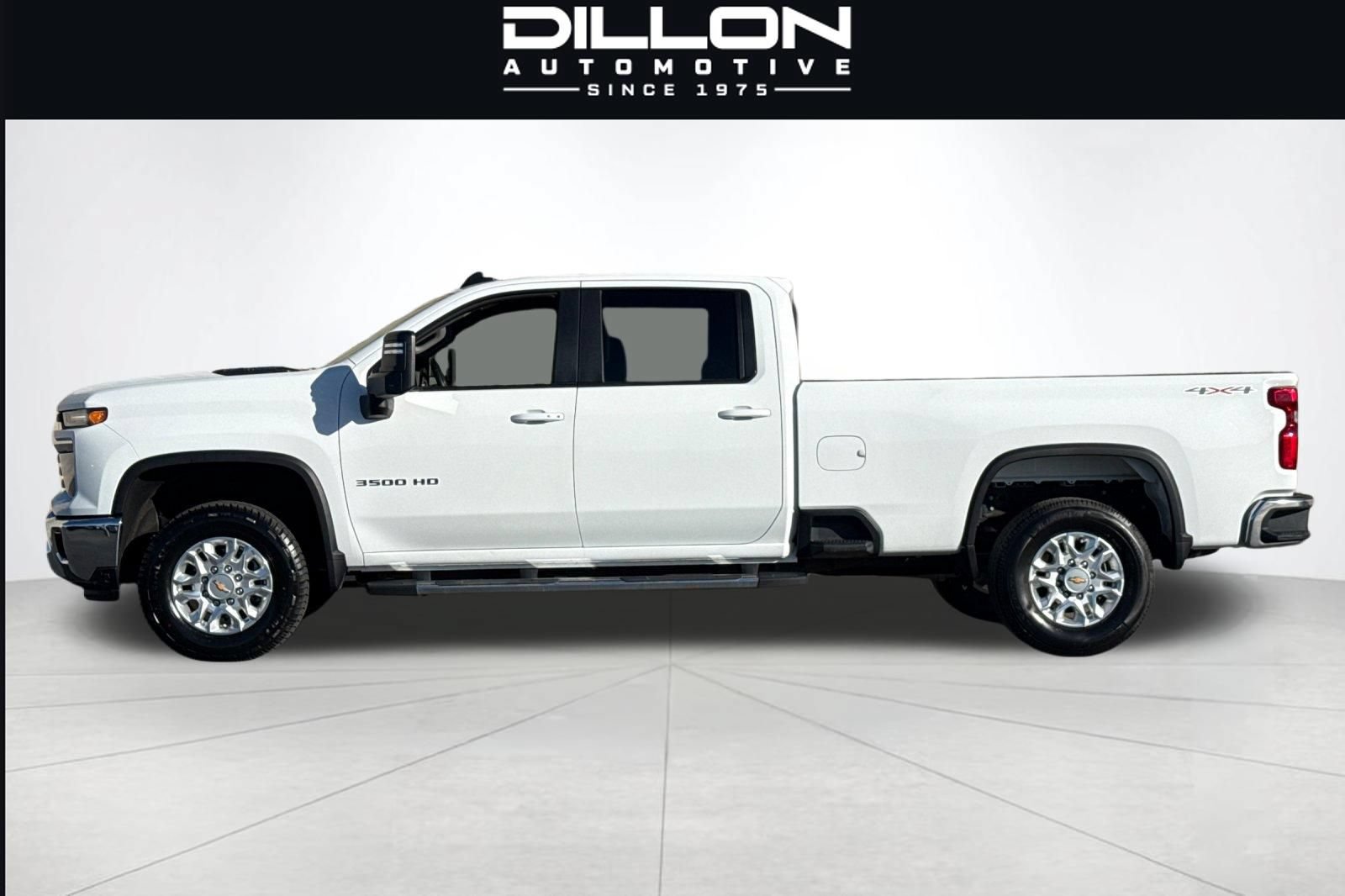 Used 2025 Chevrolet Silverado 3500 LT w/ Convenience Package AWD/4WD image 7