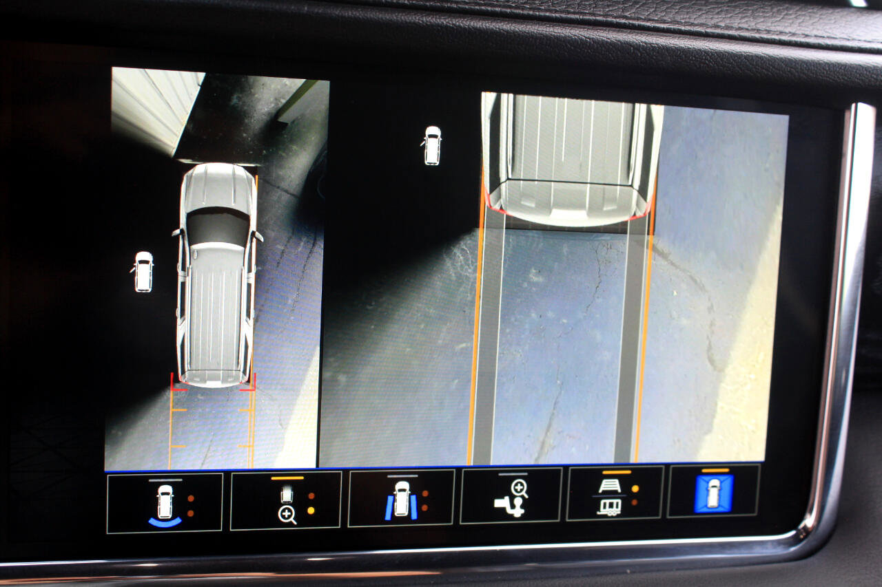 Used 2023 GMC Yukon Denali image 30