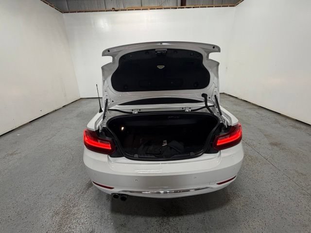 Used 2017 BMW 230i Convertible RWD image 11